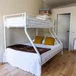 House On A Rustic Island At Campanha Trainstation Apartman *
