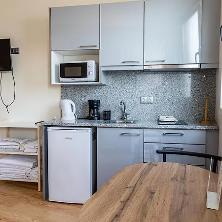 Apartman House On A Rustic Island At Campanha Trainstation Porto