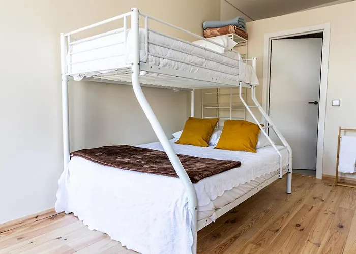 House On A Rustic Island At Campanha Trainstation 아파트